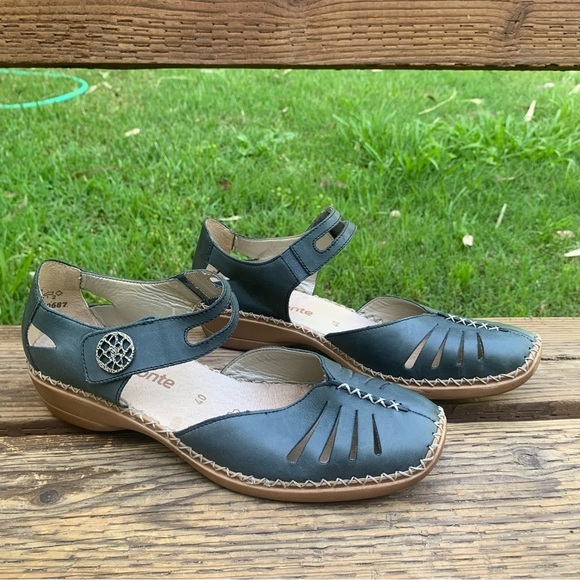 Women’s Remonte Cristallin Ankle Strap Shoe - Picture 3 of 9